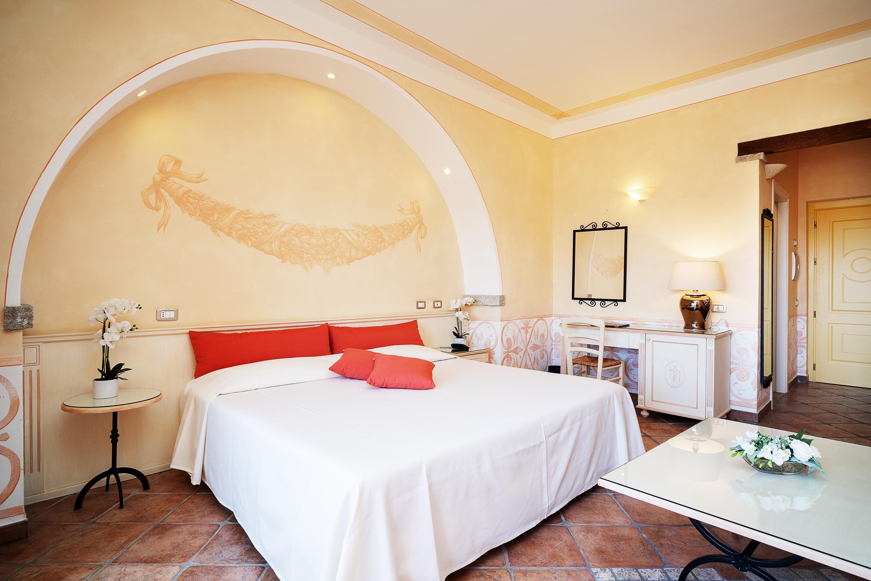 Lh Hotel Pozzo Sacro Olbia Exterior photo