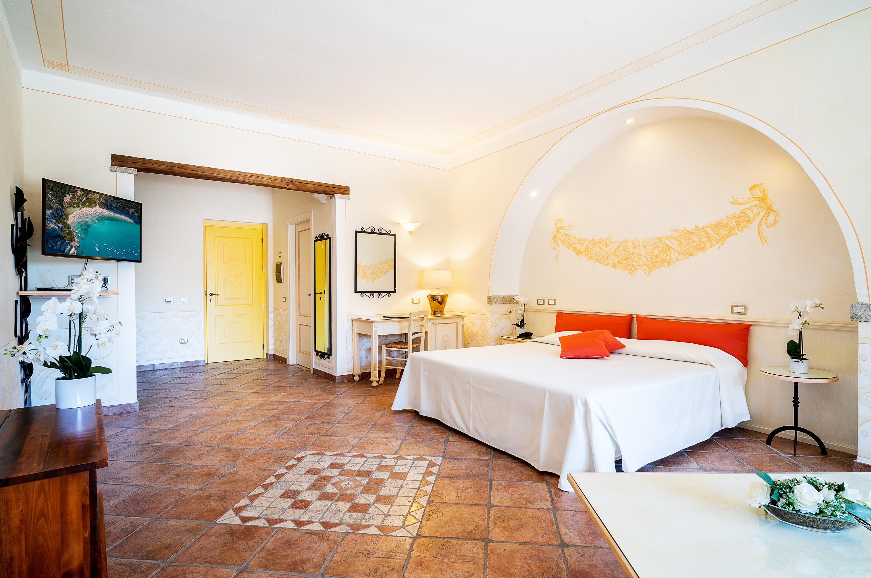 Lh Hotel Pozzo Sacro Olbia Exterior photo