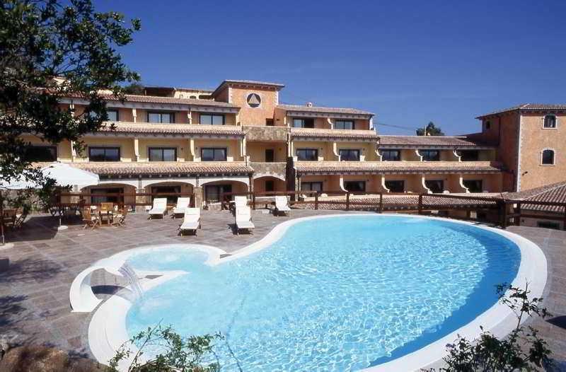 Lh Hotel Pozzo Sacro Olbia Exterior photo